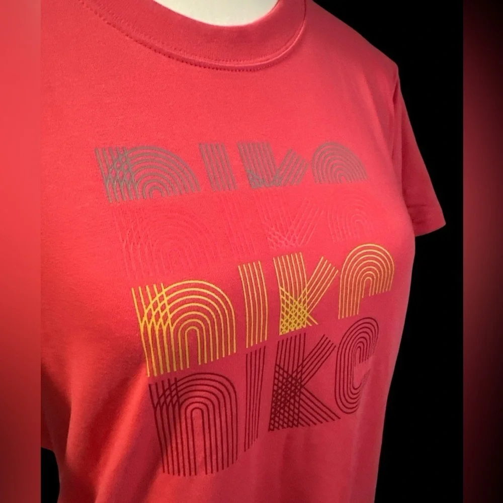 Nike Women’s Coral DRI-FIT Tee with Graphic Design